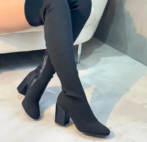 Bota Feminina Over Vic preta em meia